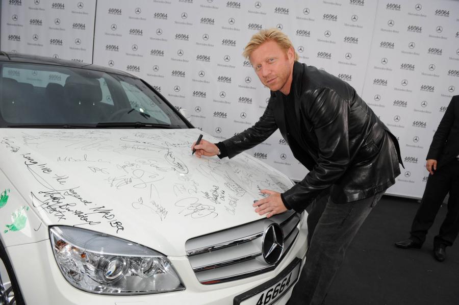 Mercedes-Benz C350 Autographed by Stars 2008 года  (фото 1 из 4)